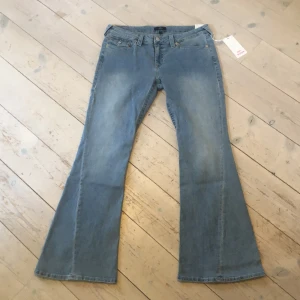 True Religion jeans - Helt nya, passade inte och gick inte att lämna tillbaka  