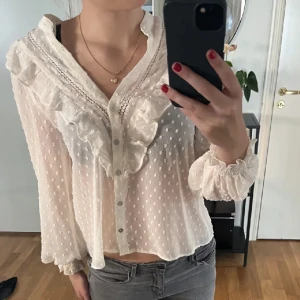 Zara blus - Säljer denna zara blus i storlek S 🫶🏼