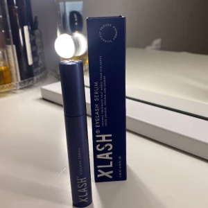 Xlash  - Säljer mitt fransserum som är halvfylld. Den ger jättebra resultat, skriv om du vill se före och efter bilder. Köpt för 479 kr och säljer för 150 kr 