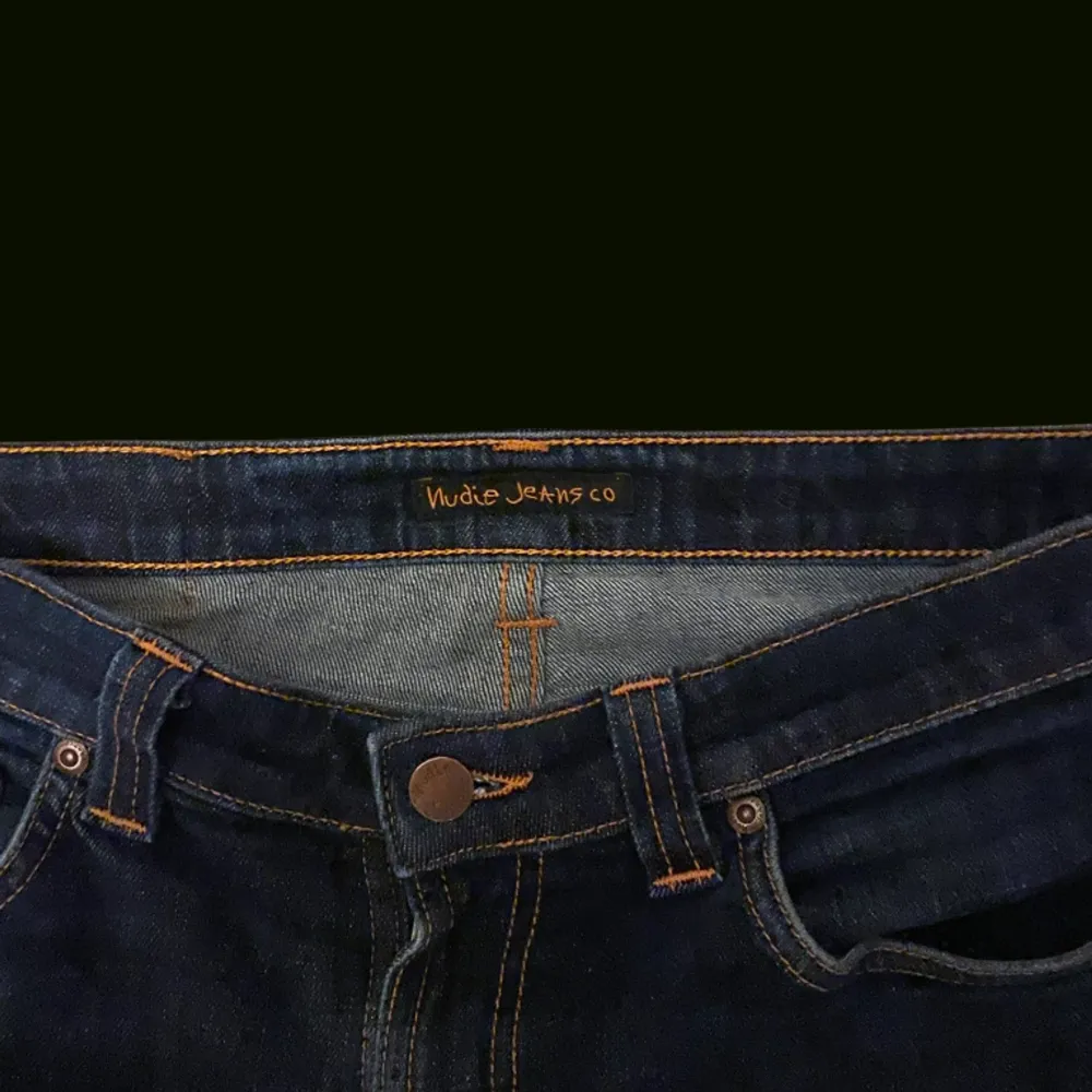 As feta Nudie jeans i modellen skinny lin🔥 Storleken är W29 L32 Hör av er om ni har några frågor eller funderingar😄. Jeans & Byxor.