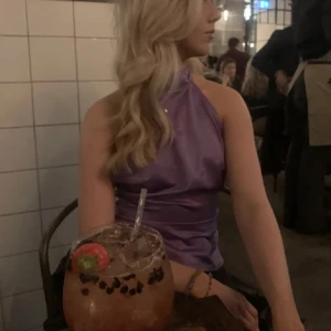 Festtopp -  Lila festtopp