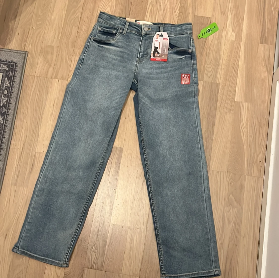 Nya LEVI’S jeans Loose taper 164 - 91