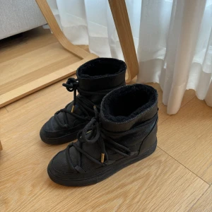 Inuikii  - Säljer mina Inuikii i storlek 39. Använda och ute efter snabb affär så säljer dem billigt ❤️