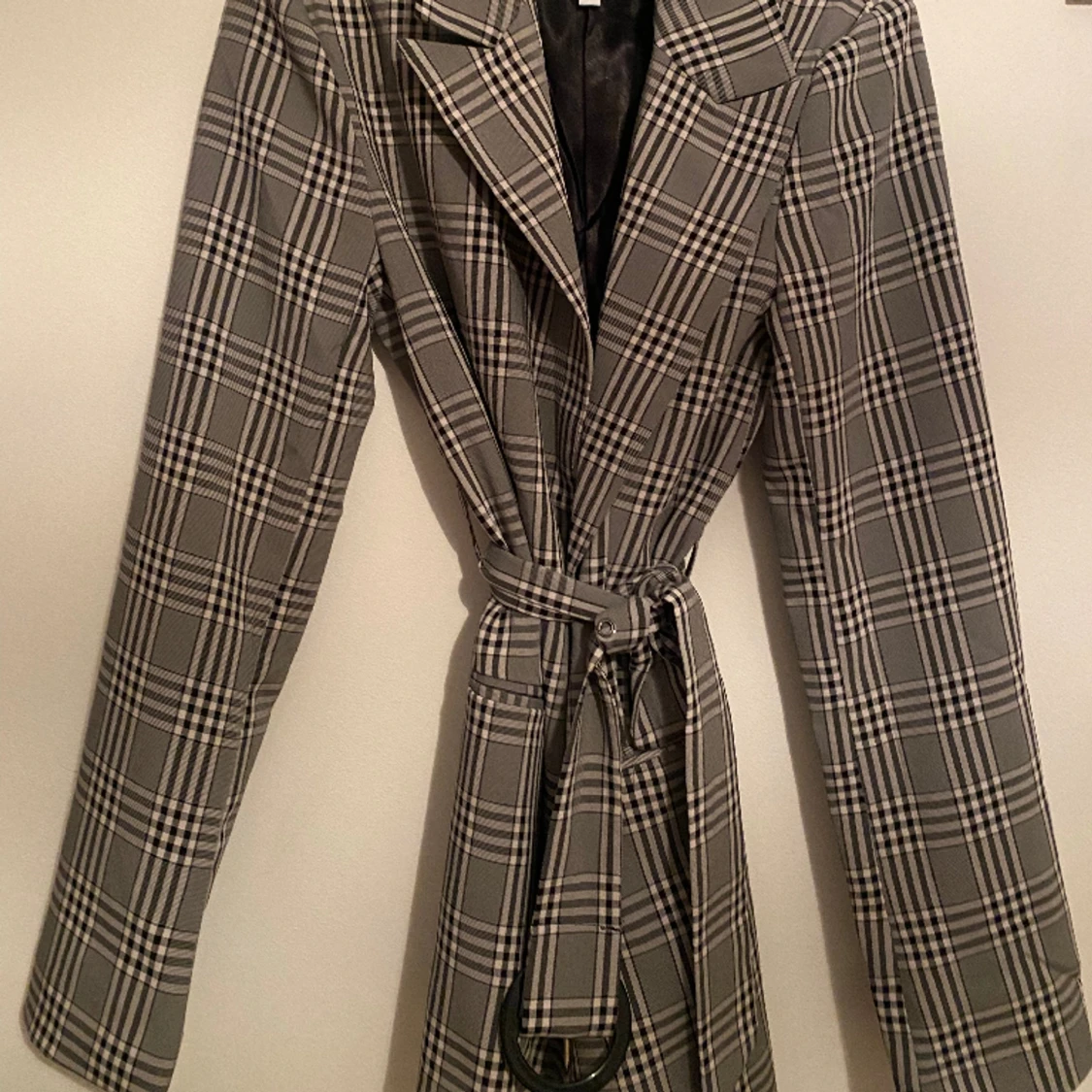 Vit/svart/grå kavaj - 90