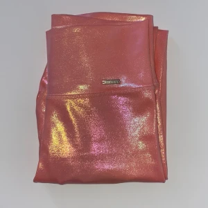 Aim’n träningstights  - Träningstights från Aim’n! De är i bra skick, säljer då de är för små!💕💕Pris kan diskuteras! 