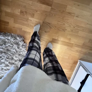 Pyjamasbyxor  - Jätte sköna, använd 2 gånger, nyskick. 