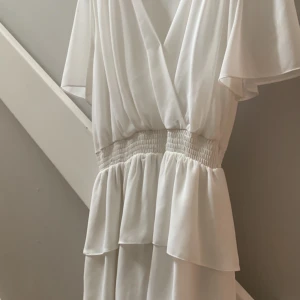 Studentklänning  - Använda en gång, nyskick! 