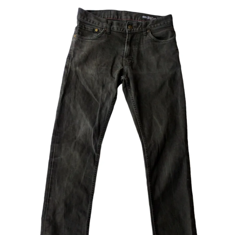 Ett par svarta Crocker Jeans slim från JC i mycket fint skick. Strl W28/L34 . Jeans & Byxor.