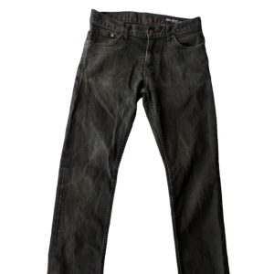 Crocker Jeans slim W28/L34 - Ett par svarta Crocker Jeans slim från JC i mycket fint skick. Strl W28/L34 