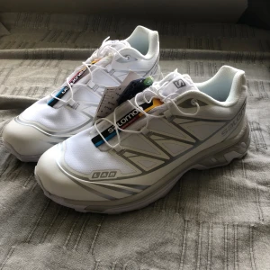 Salomon xt6 - nya utan box st 43 oanvända