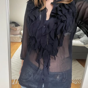 Superfin! Saint tropez  - Saint tropez blus i storlek XS men skulle säga att den är mer en S i storleken. Säljer på grund av att den inte kommer till användning. Den är använd fåtal gånger och har inga defekter! (Säljer för billigare vid snabb affär)!🩷