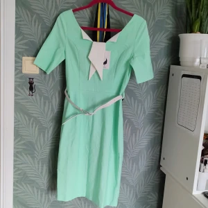 Ny klänning  - Det är helt ny sommar klänning.