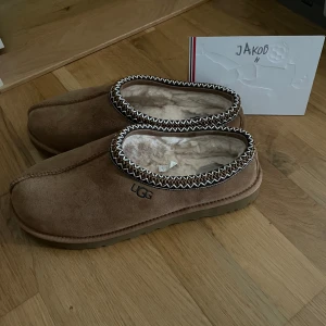 Uggs tasman - Oanvända uggs från zalando 
