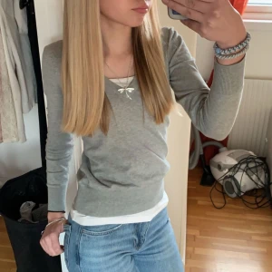 Peak performance tröja - Jättefin peak tröja!❤️ Använd men i jättebra skick🥰 skriv vid frågor! Pris kan diskuteras❣️