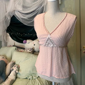 Coquette mesh linne - Så fint linne med detaljer, kan knytas i ryggen