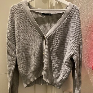 Kofta  - Kofta frön lager 157 som är så fin över ett linne eller liknande💕