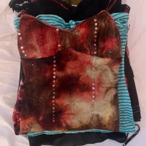 Söt topp - Vintage söt topp🫡 S (återkommer med bättre bild…)