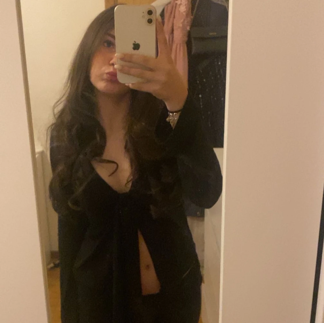 En fin topp ifrån Gina tricot i bra skick  - 90