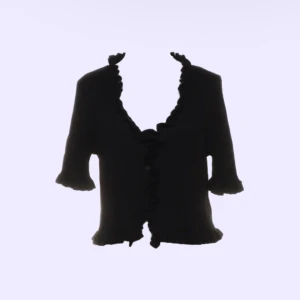 kort kofta  - superfin svart kofta köpt på sellpy! säljer då den inte kommer till användning🖤