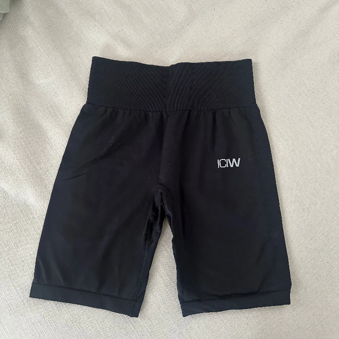 ICIW träningsshorts 