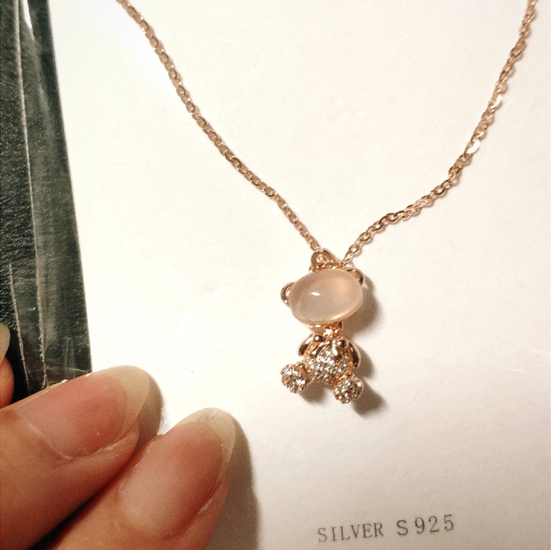 Supergullug rosguldfärgad halsbandet med en björn - 90