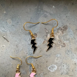 #Mygoldcompany, på instagram - Hej! Du får gärna gå in och kolla på mitt instagram konto där jag säljer en massa fina och billiga smycken, bland annat örhängen och armband. Jag gör smyckena själv, på bilderna ser du några exempel jag säljer🩷På instagram heter jag #mygoldcompany