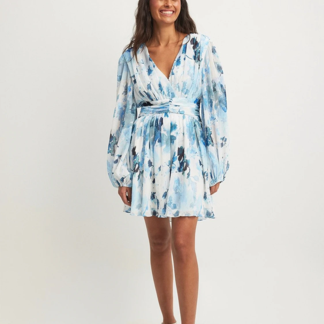 Blommig klänning  - 90