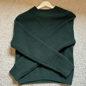 Stickad tröja  - Aldrig använd🥰