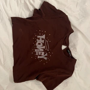 Crop top - Använd enstaka gång, nästan som nyskick.