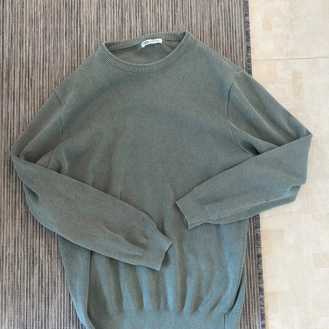 Grön sweatshirt | Zara