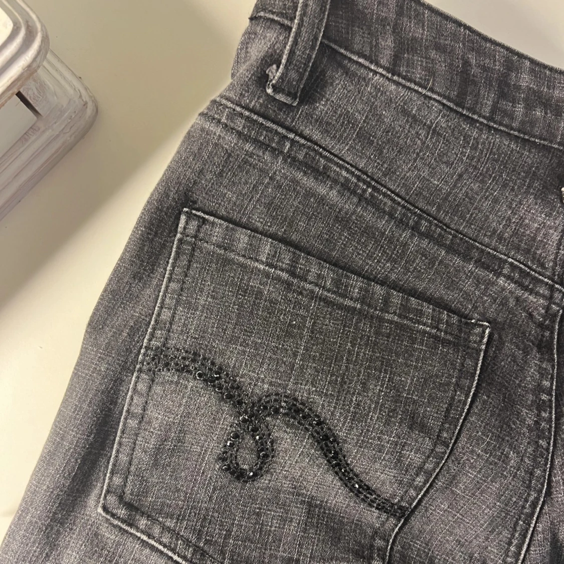 Lågmidjade svarta jeans - 91