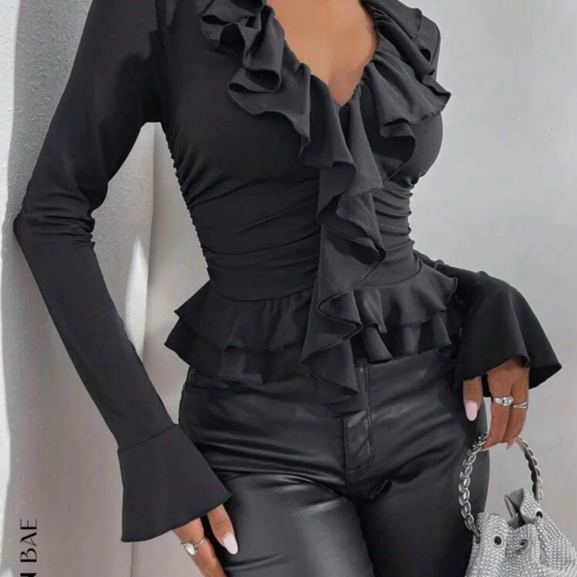 𝓢ö𝓴𝓮𝓻 likadan office siren topp💋