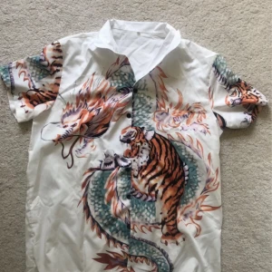 Skjorta  - Cool skjorta inför sommaren!!!