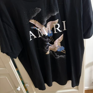 Amiri t shirt - Bra skick och i strl L/XL  
