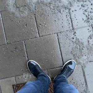 Lanvin  - Använda en del säljer på grund av att dom inte kommer till användning. Skick 7,5/10. Endast dustbag tillkommer.