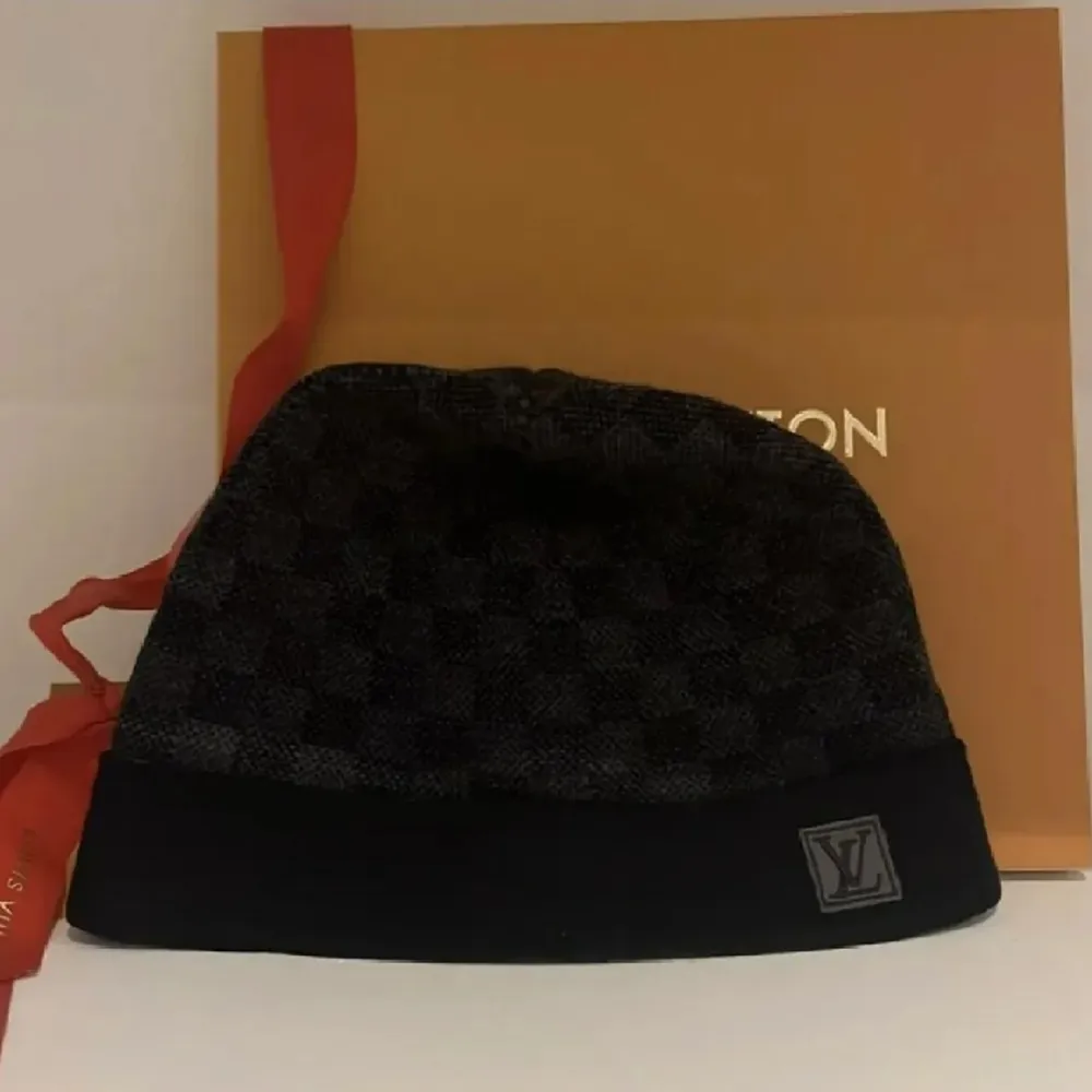 Louis vuitton mössa skick 10/10. Accessoarer.