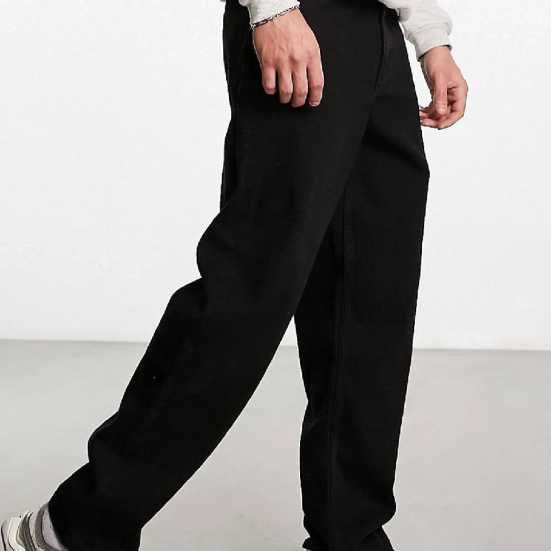 ASOS DESIGN - Svarta Baggy Jeans - 91