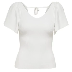 Only tröja - Super söt, kommer aldrig till användning. Köparen står för frakt❤️