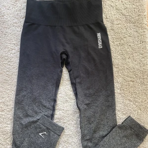 Gymshark tights  - Använda antal gånger✨🦈