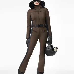 Goldbergh Parry Ski Suit - Supersnygg ski dress från Goldbergh, använd en skidresa så i nyskick!!! ❤️ nypris 10999:- Storlek M men passar XS/S, formar sig väldigt snyggt 