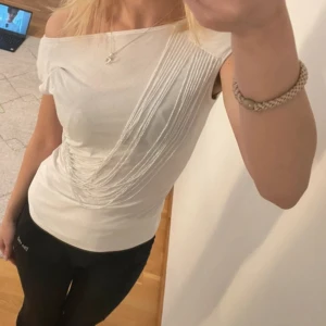 Fin topp med strass - Oanvänd topp från Stafanel i storlek M men passar mig bra som vanligtvis bär storlek xs/s