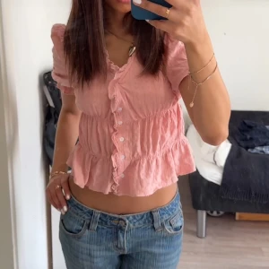 Rosa blus - Supersöt rosa fintröja🌸