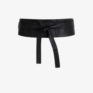 Midjeskärp - Super fint, tyvärr förstort för mig😫 justerbar 