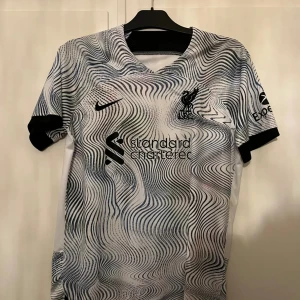 Liverpool tröja - Aldrig använt