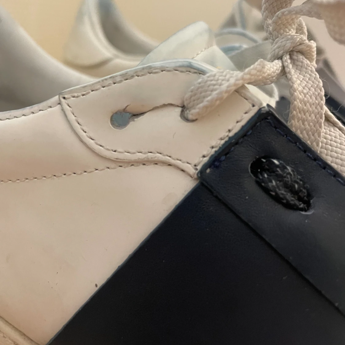 Valentino opens marinblå - 92