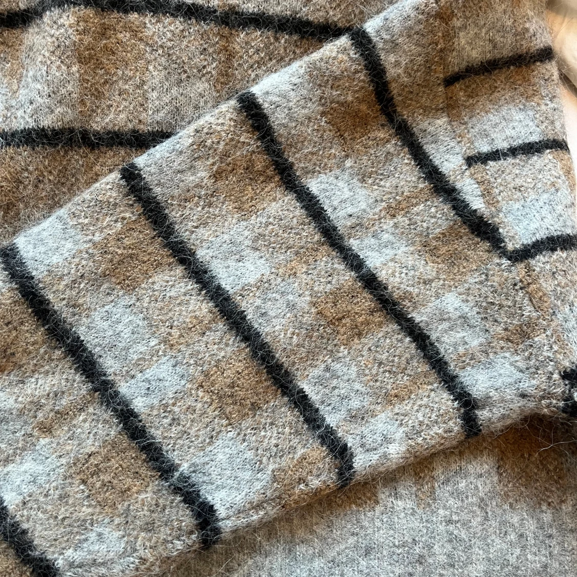 Fin stickad tröja - 90