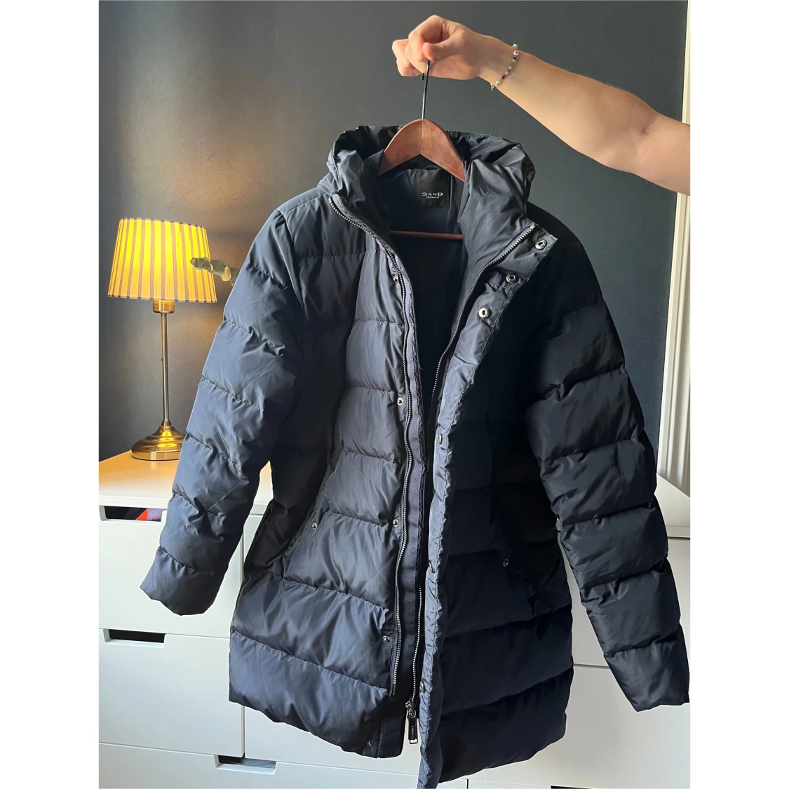 Lång duntäckjacka från Sand