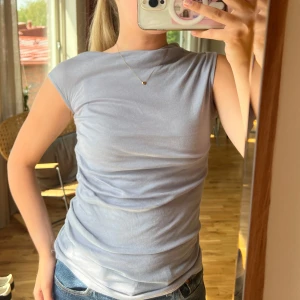 Blå topp från zara - Helt oanvänd topp från zara.