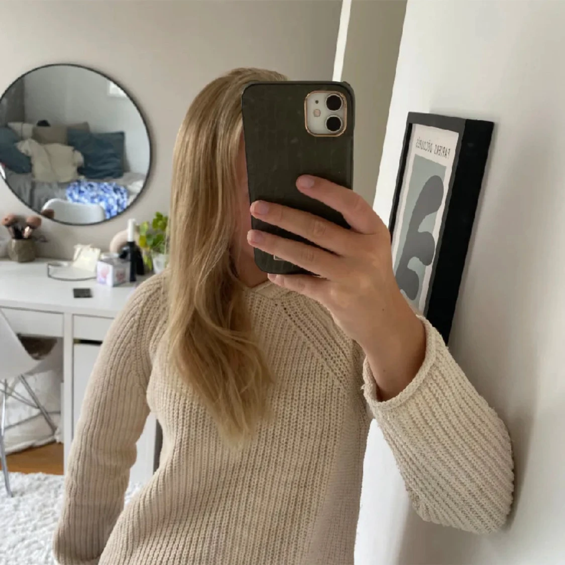 Beige stickad tröja - 90