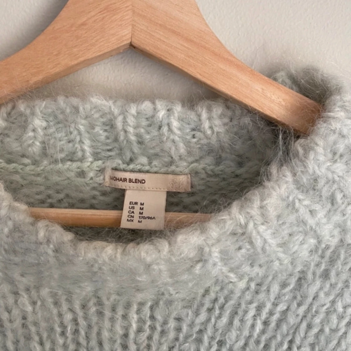 Stickad tröja  - 91